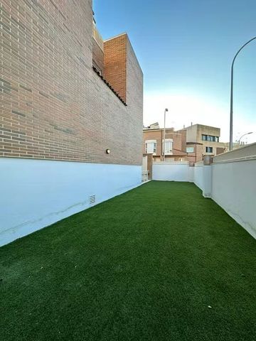 Calle de Basilio de Prado, Madrid, Community of Madrid 28035 - Photo 2