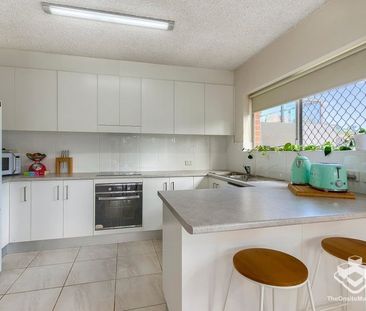 2 Bedroom Coastal Retreat - Photo 1