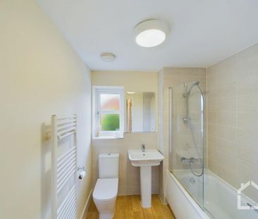 2 bedroom maisonette to rent - Photo 3