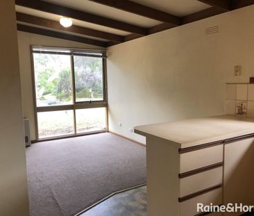 Lifestyle, Location, low maintenance - Photo 2
