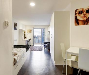 Studio to rent - Photo 5