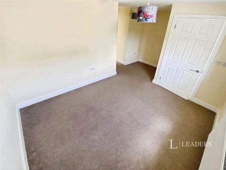 3 bedroom detached house to rent - Photo 3