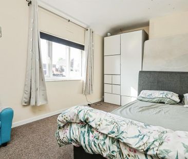 2 bedroom property to rent - Photo 4