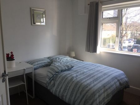 Room in a Shared House, East Ferry Road, E14 - Photo 5