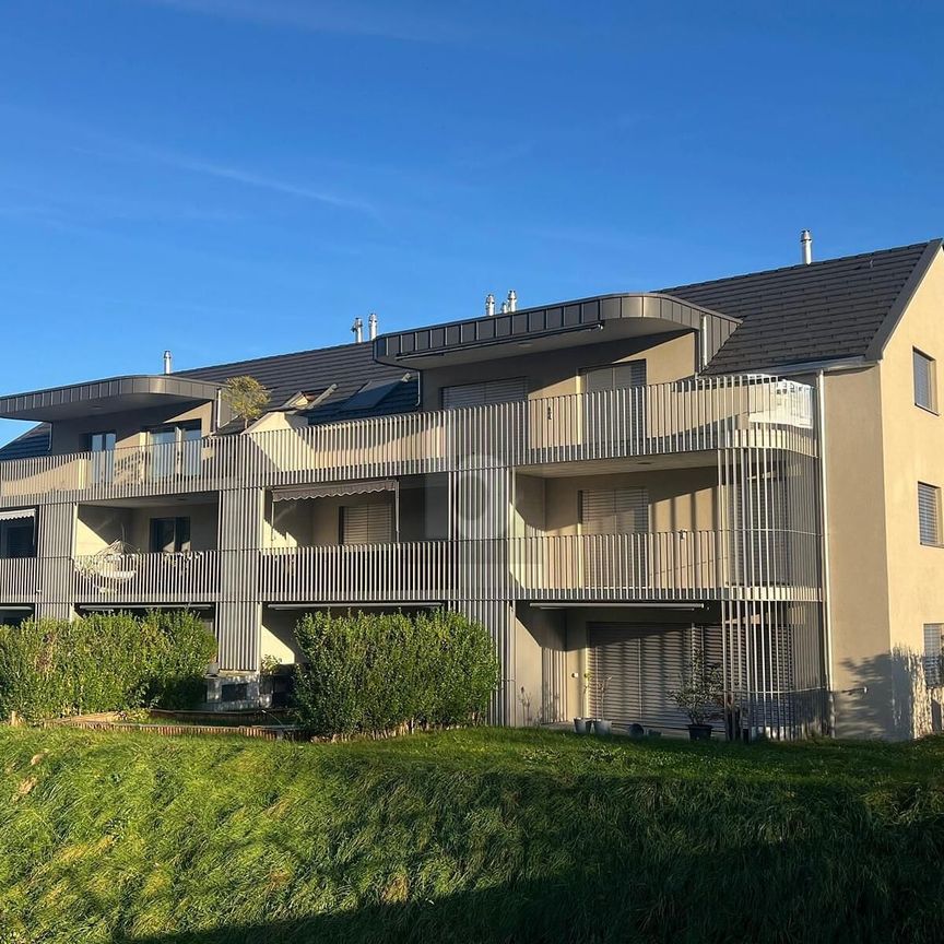 HOCHWERTIGER NEUBAU AN SONNIGER LAGE! - Foto 1