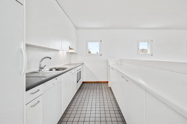 Stilvolle Maisonette-Wohnung mit Dachterrasse - Photo 1