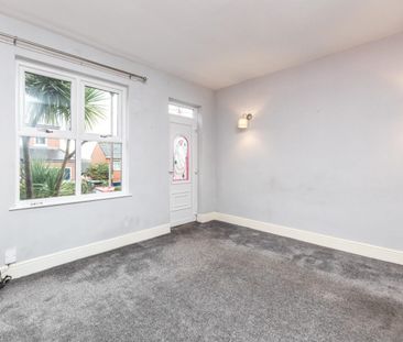 2 bedroom House To Let - Photo 3