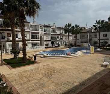 Alquiler de piso en Calle Caballito de Mar s/n - Photo 2