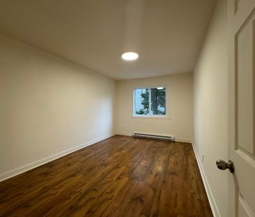 2140 Av. Hingston Montréal (Côte-des-Neiges, QC H4A - Photo 4