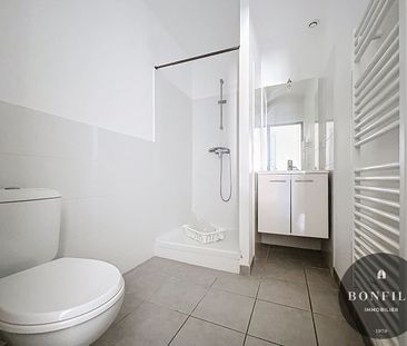 A LOUER AVIGNON INTRA-MUROS ( 84000 ) : Studio - 1 pièce - 34.92m² ... - Photo 3