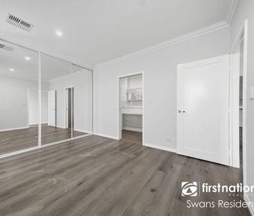 Beautifully Presented Home Offering Comfort and Convenience!! - Photo 1