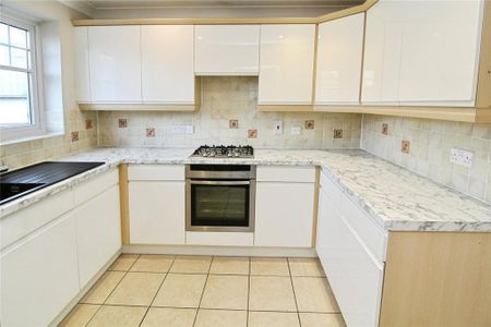 2 bedroom end of terrace house to rent - Photo 5