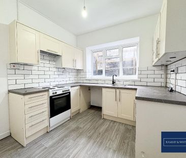 3 bedroom terraced house to rent - Photo 6