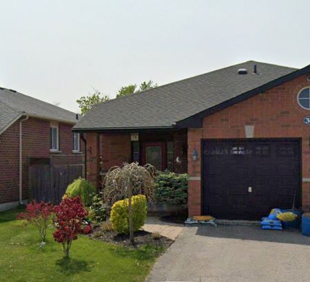 For Lease - 34 Danielle Crescent, Barrie, Ontario - Photo 2