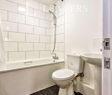 Fairfax Drive, Westcliff-on-sea, SS0 - Photo 4