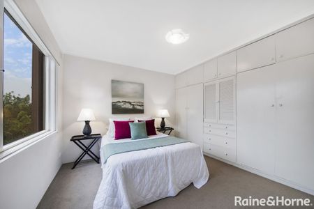 North-Facing Apartment in Prime Mosman Location - Photo 2