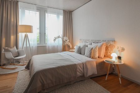 Moderne 3.5-Zimmer-Wohnung mit Weitblick - Photo 4