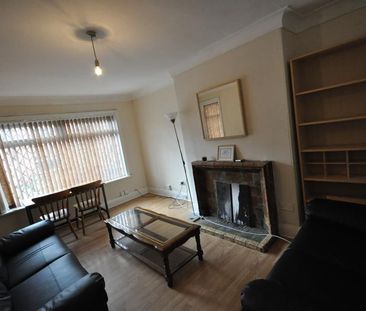 Mayville Avenue, Hyde Park - Photo 2