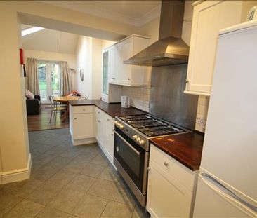 1 bedroom house of multiple occupation to rent - Photo 6