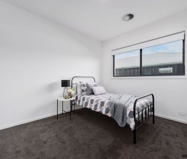 13 Courtney Street, Googong - Photo 1