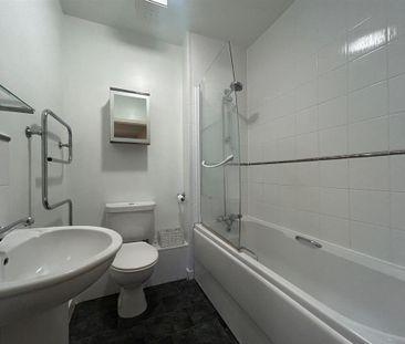 1 bedroom flat to rent - Photo 6