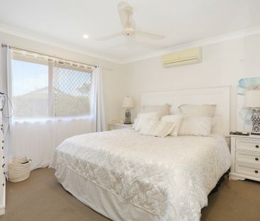 NEAT TOWNHOUSE WITH POOL IN COMPLEX - Photo 6