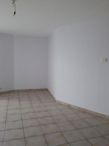 Location Appartement 3 pièces 61m² - Photo 5