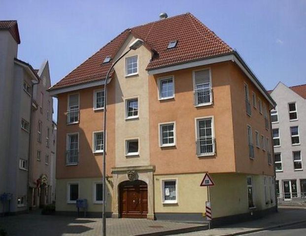 Preisgünstig Wohnen - Nähe Schlossteich! - Photo 1