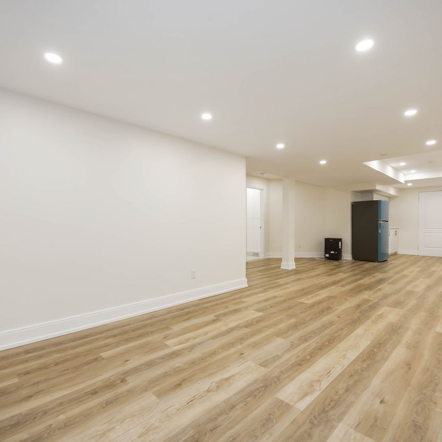 For Lease - 1991 Riverton Street, Oshawa, Ontario - Photo 1