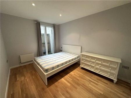 Elmington Road, London, SE5 7RA - Photo 2