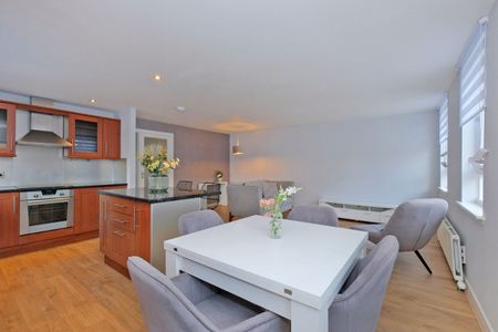 2 Bed Flat, Westburn Road, AB25 - Photo 2