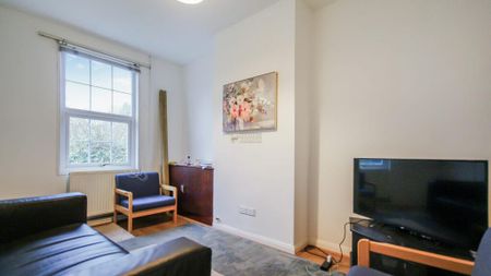 3 bedroom terraced house to rent - Photo 2