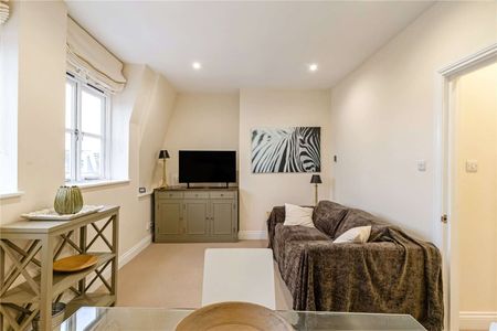 A beautifully presented one bedroom flat situated in a highly desirable part of Fulham - Photo 2