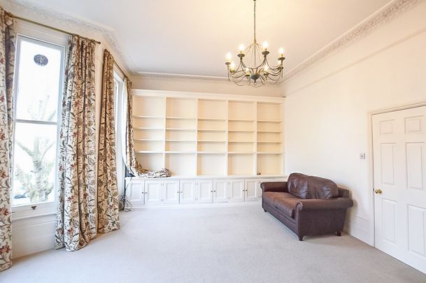 Warwick Avenue, Little Venice, London, W9 2PP - Photo 1