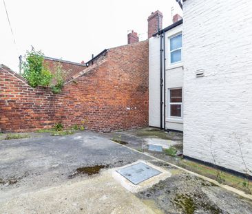 6 bed terraced house to rent in Helmsley Road, Sandyford, NE2 - Photo 3