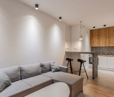 Warszawa, Wola, Waliców - Zdjęcie 4