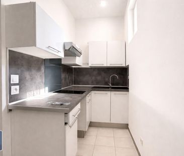 Location Appartement 1 pièce 18m² MARIGNANE 13700 - Photo 4