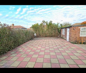 4 Bed Semi-Detached House, Christchurch Avenue, HA0 - Photo 5