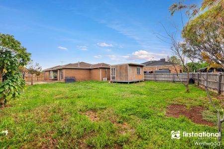 3 Buckhurst Way, 3029, Hoppers Crossing Vic - Photo 2