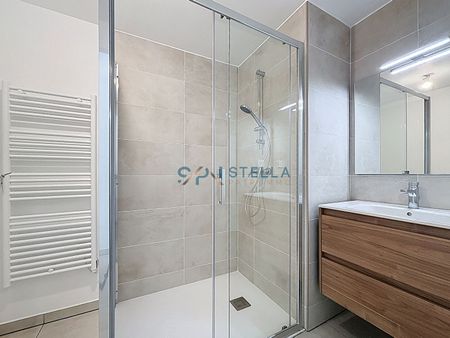 Location Appartement 3 pièces 68m² SARROLA CARCOPINO 20167 - Photo 5