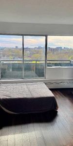 Studio à louer – unique vue sur le parc Lafontaine et Mont-Royal | rue Sherbrooke Est, 12e étage - Photo 3