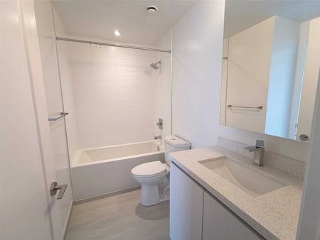 For Lease - 396 Highway 7 E N/A Unit# 210, Richmond Hill, Ontario - Photo 4