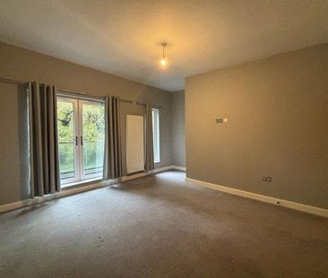 4 bedroom end of terrace house to rent - Photo 5