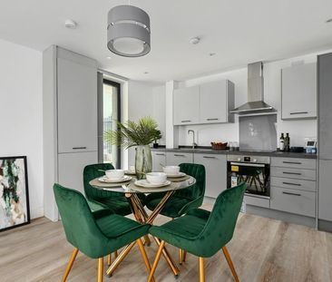 2 bedroom apartment to rent - Photo 4