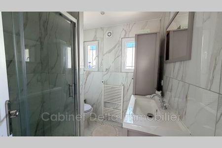 Location Maison 4 pièces 85m² LA SEYNE SUR MER 83500 - Photo 4