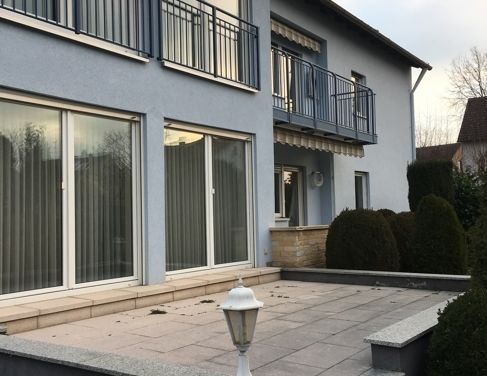 Helle und ruhige 3 Zim. Wohnung mit großem Balkon - Photo 1