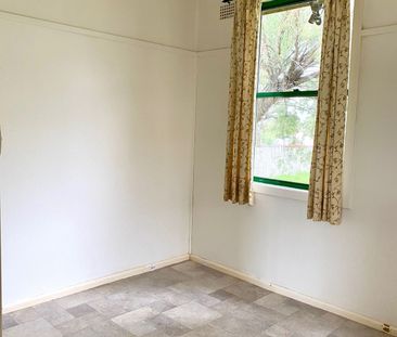 Three bedroom home in South Tamworth - Photo 2