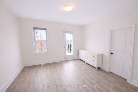 23 Paradox Street - Photo 4