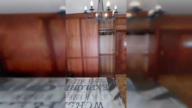 Room in a shared 5-bedroom apartment for rent in Estrella, all bills included, professionals only - Photo 1