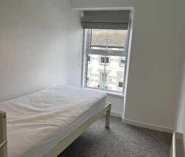 3 bedroom cottage to rent - Photo 2